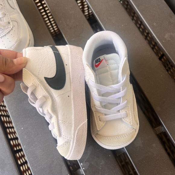 Nikes - Picture 3 of 3